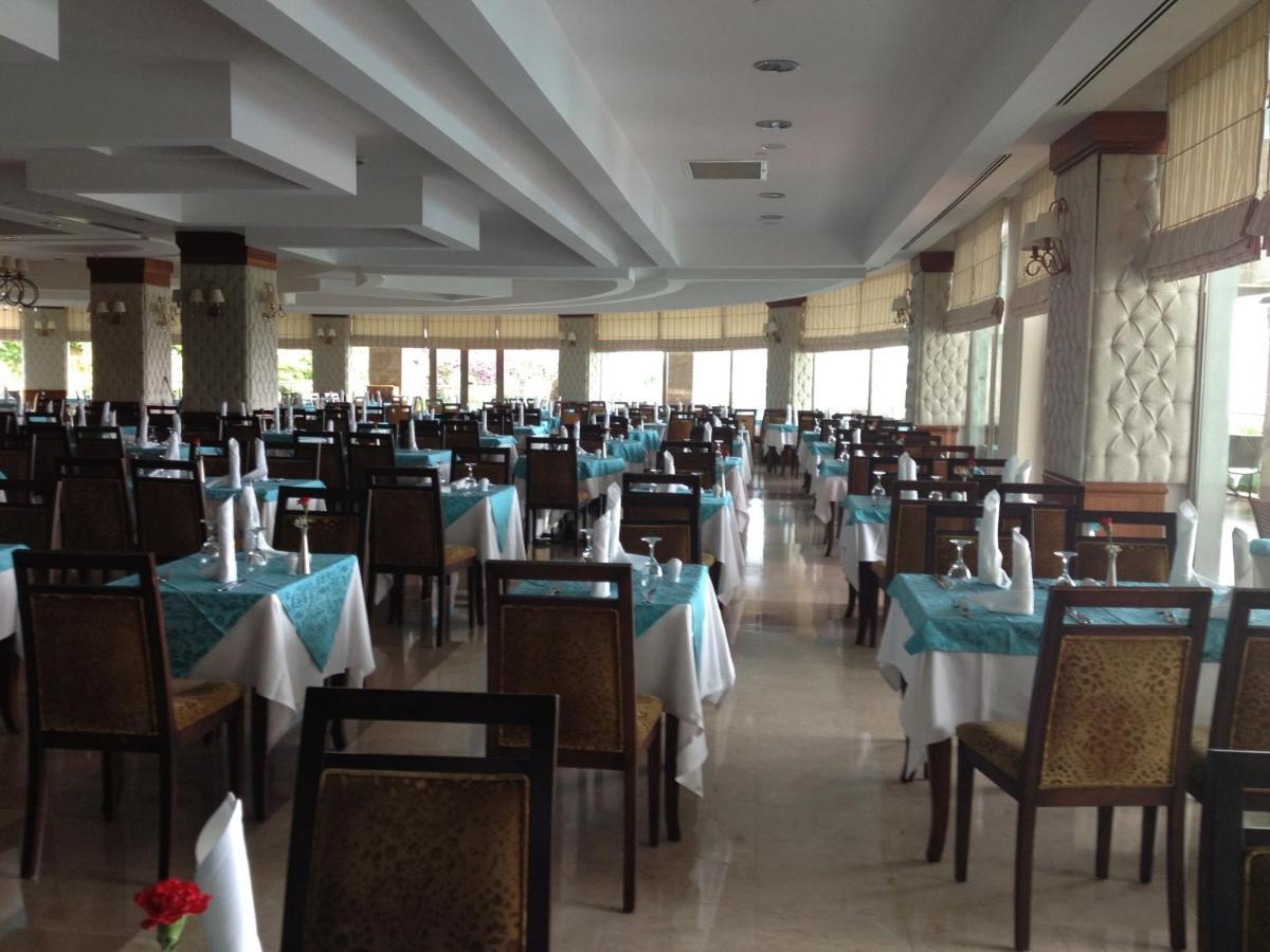 Alba Royal Hotel (Adults Only) Side Exterior foto